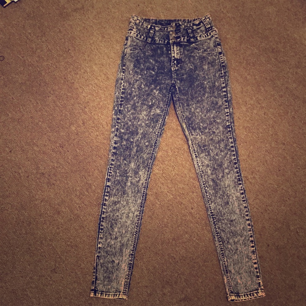 High waisted skinny jeans